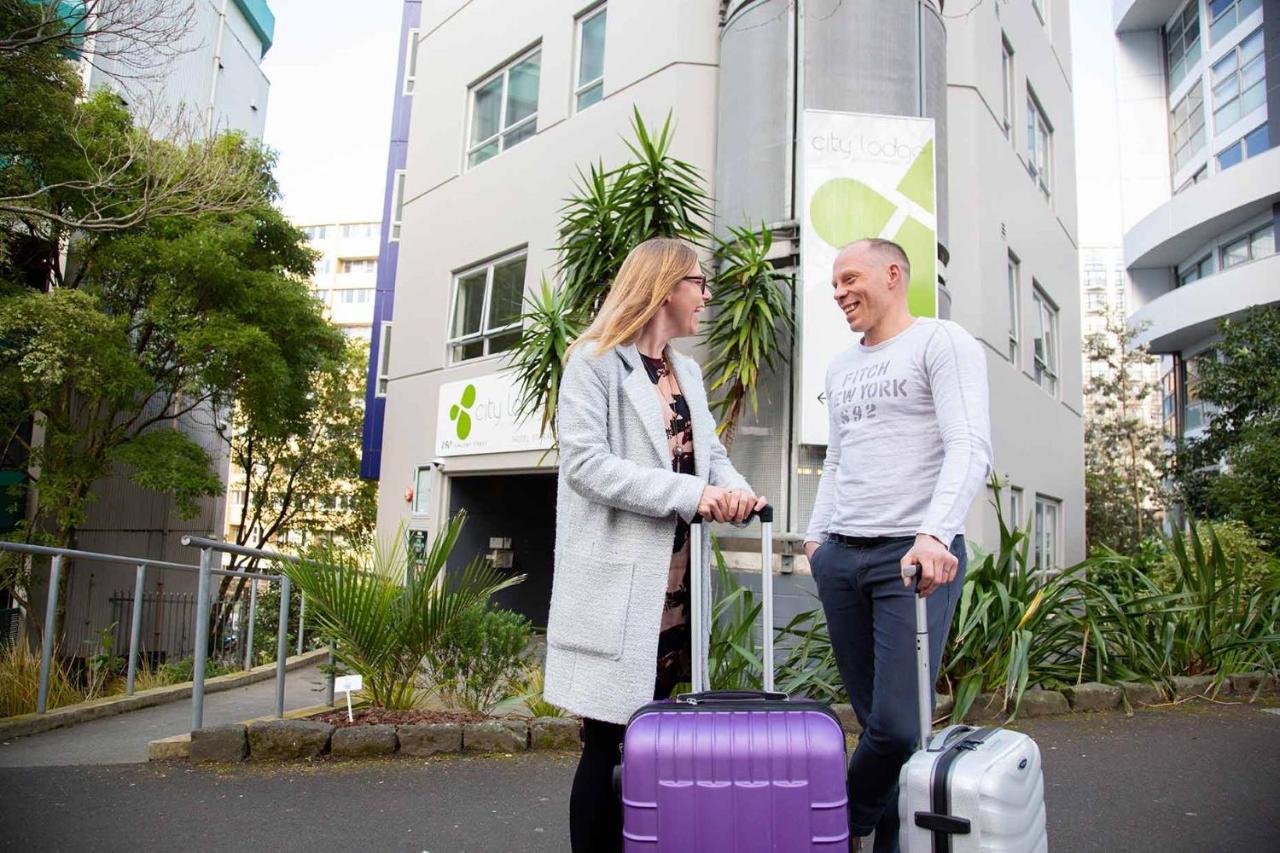 City Lodge Accommodation Auckland Extérieur photo The exterior of a typical hotel